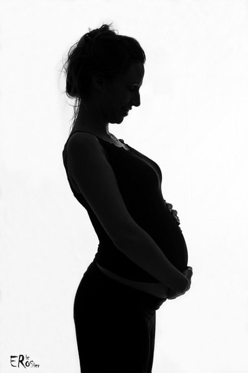 eric-rosier-maternite-enceinte-grossesse-silhouette-studio